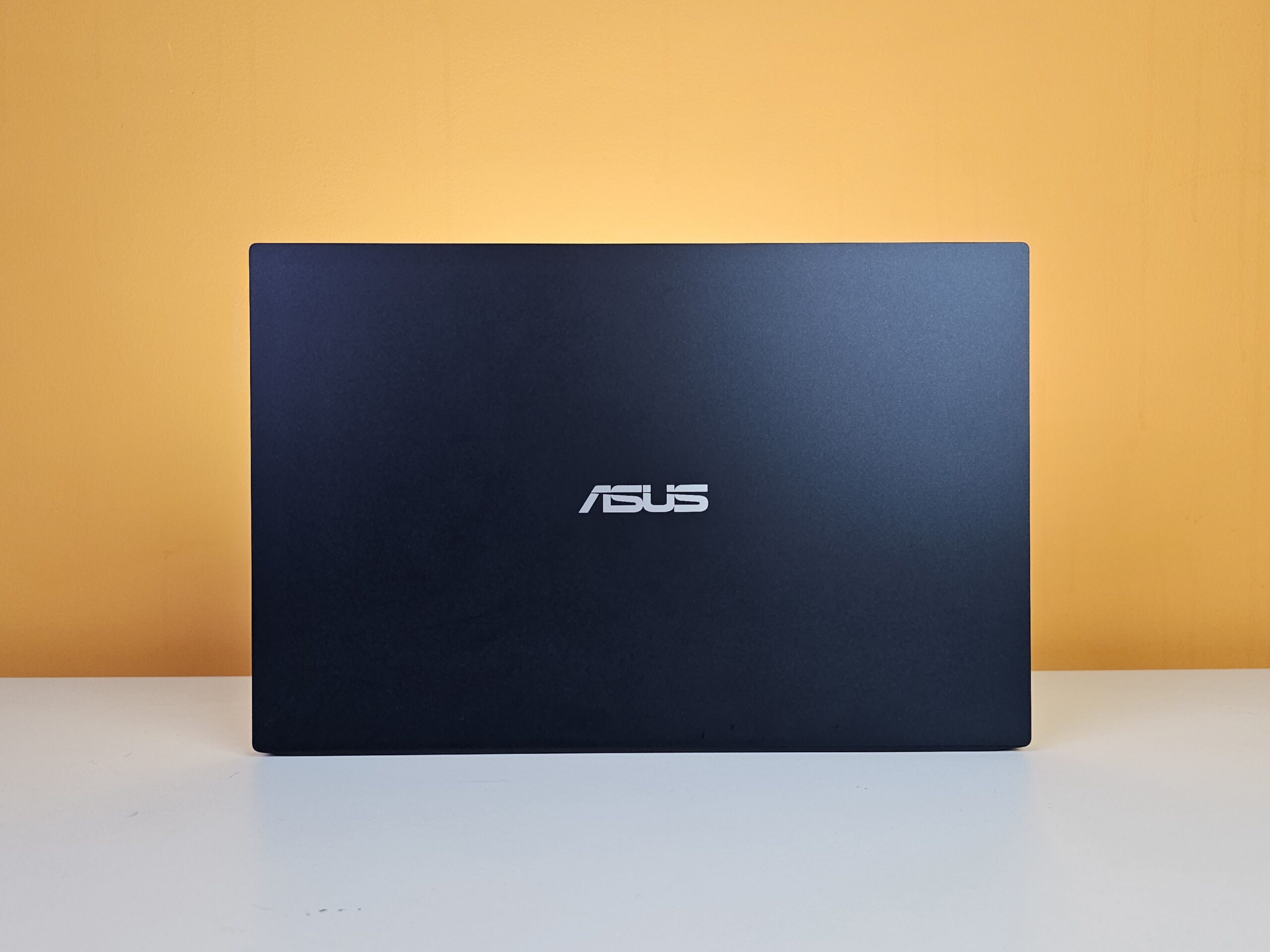 Asus ExpertBook B1 5 scaled