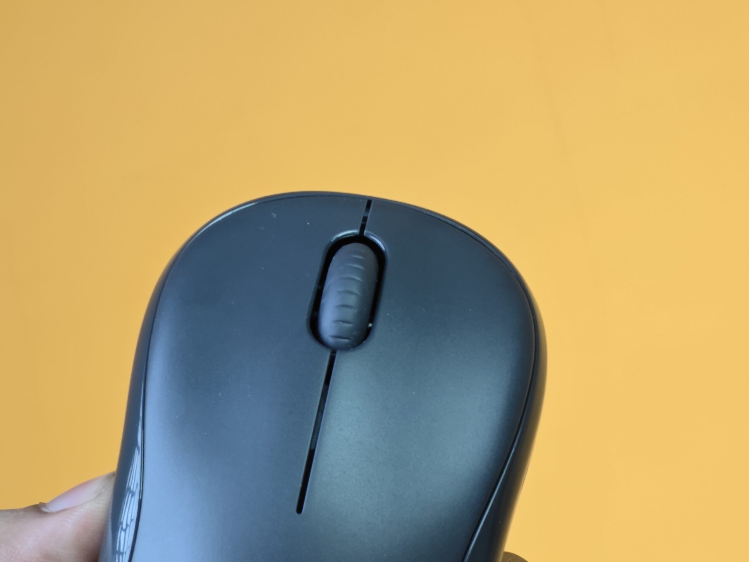 Logitech M240 Silent Bluetooth Mouse Review 8 scaled